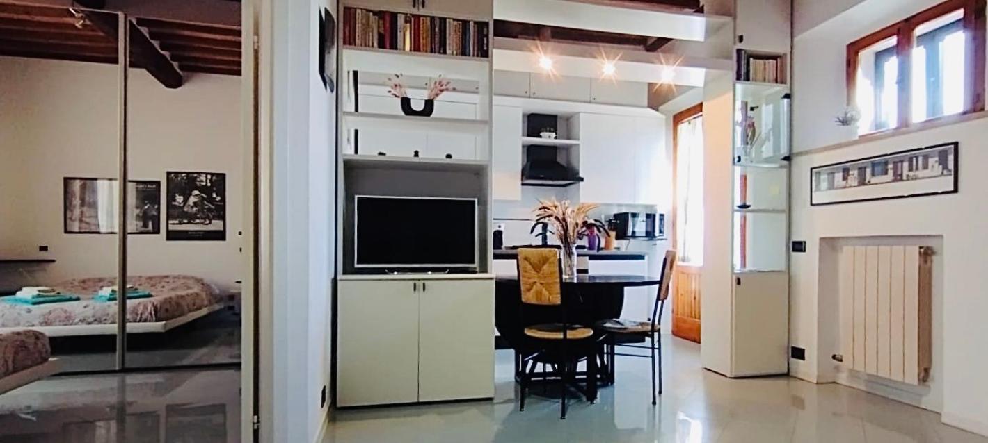 Historic Center Apartment With Private Garage Montalcino Zewnętrze zdjęcie